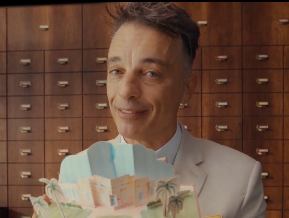 Lorenzo with the Lost and Found miniature